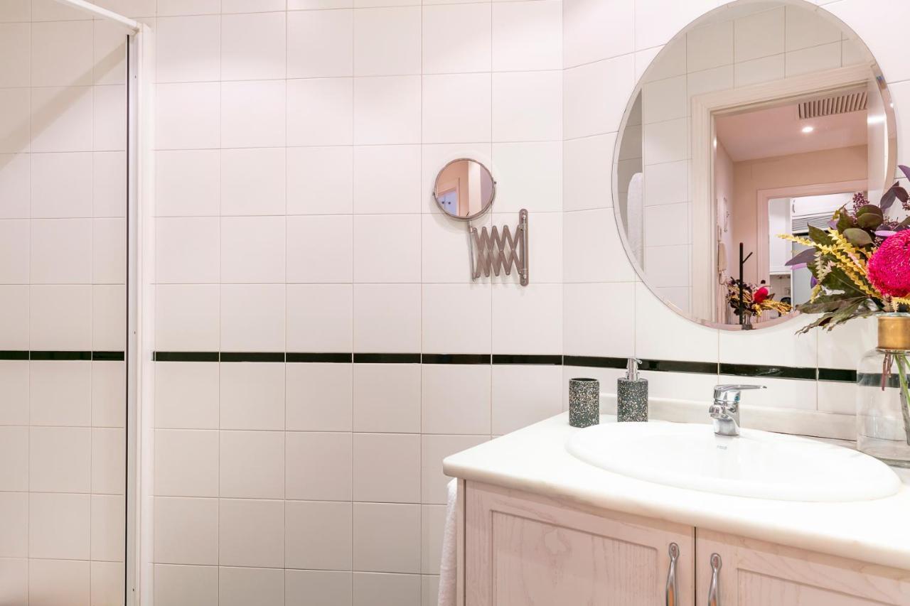 Apartmán Luxury Belmont Puerta Del Sol Madrid Exteriér fotografie